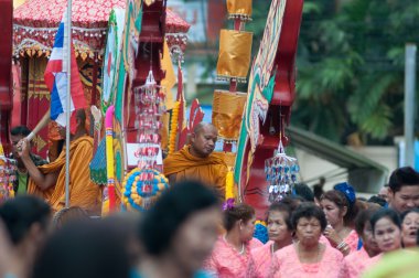 geleneksel Budist Festival - ngan duan sib