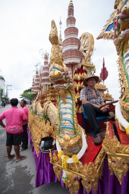 geleneksel Budist Festival - ngan duan sib