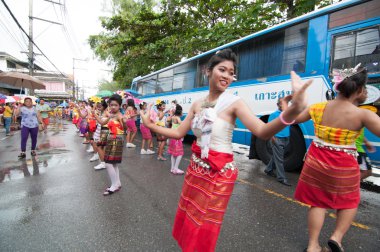 geleneksel Budist Festival - ngan duan sib