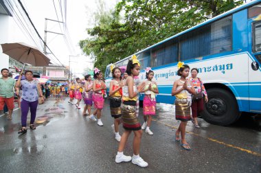geleneksel Budist Festival - ngan duan sib