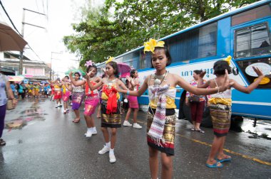 geleneksel Budist Festival - ngan duan sib
