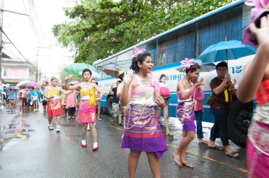 geleneksel Budist Festival - ngan duan sib