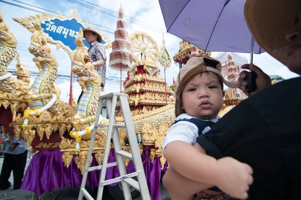 Traditionelles buddhistisches Fest - ngan duan sib — Stockfoto