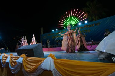 geleneksel Budist Festival - ngan duan sib