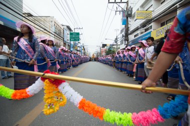 geleneksel Budist Festival - ngan duan sib