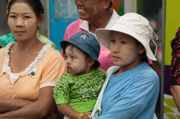 Traditionele boeddhistische festival - ngan duan sib — Stockfoto