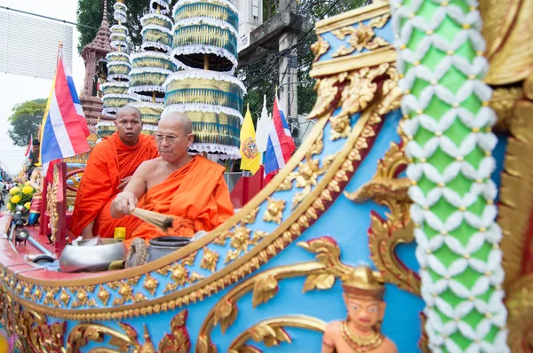 仏教の祭り - ngan duan sib の伝統的です — ストック写真