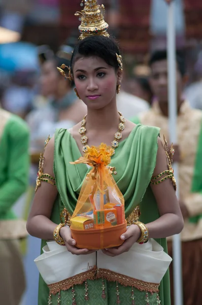 传统的佛教节日 — — 颜段同胞 — 图库照片