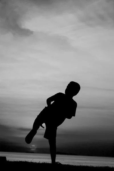 Silhouette boy — Stock Photo, Image