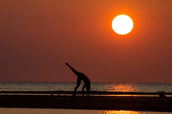 Silhouette uomo — Foto Stock