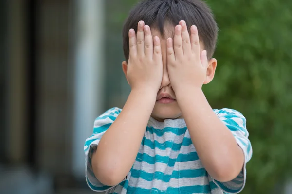 Aziatische jongen — Stockfoto