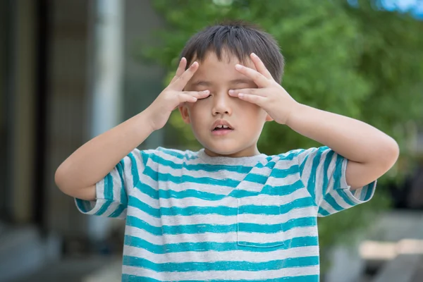 Aziatische jongen — Stockfoto