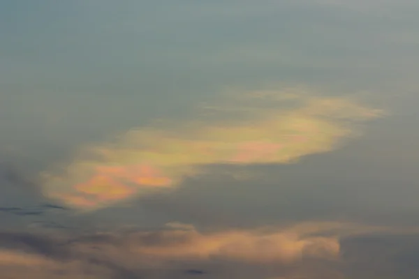 Nuvens de arco-íris — Fotografia de Stock