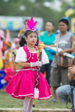 Çocuklar spor geçidi