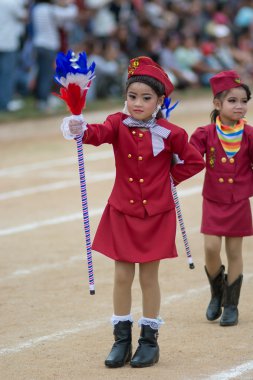 Çocuklar spor geçidi