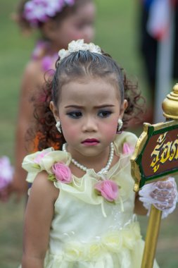 Çocuklar spor geçidi