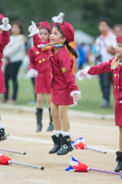 Çocuklar spor geçidi