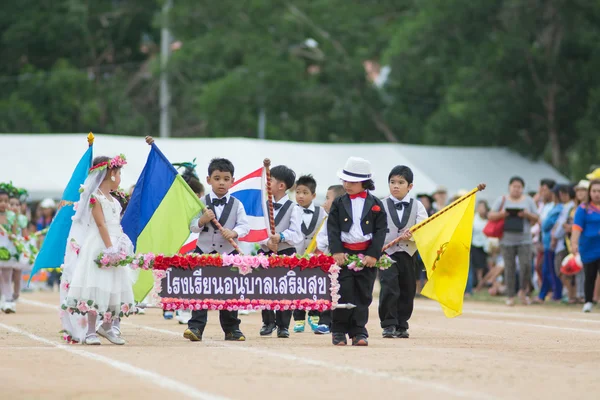 Kindersport parade — Stockfoto