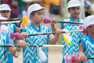 Çocuklar spor geçidi
