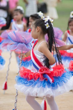 Çocuklar spor geçidi