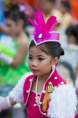 Taylandlı öğrenciler spor sırasında 2014 geçit töreni.