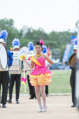 Taylandlı öğrenciler spor sırasında 2014 geçit töreni.