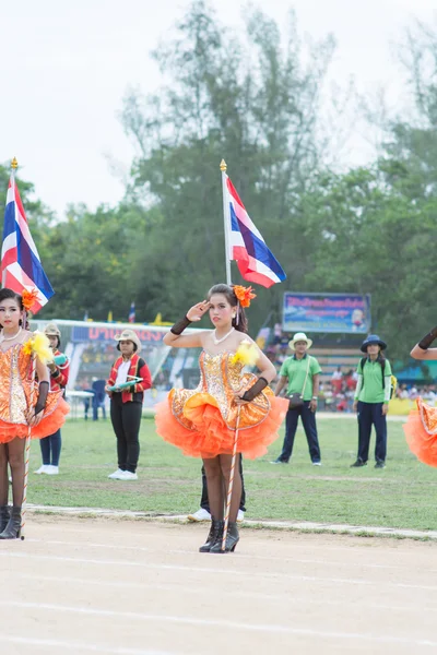 Estudiantes tailandeses durante desfile deportivo 2014 —  Fotos de Stock