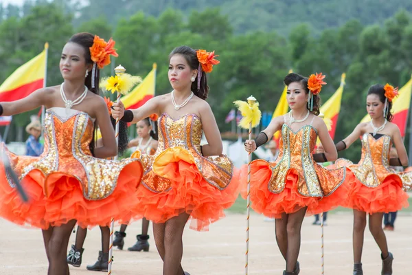 Thaise studenten tijdens sport parade 2014 — Stockfoto