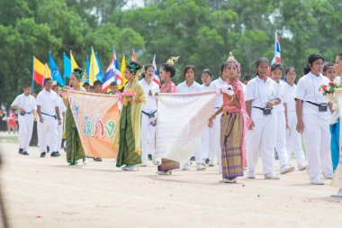 Çocuklar spor geçidi