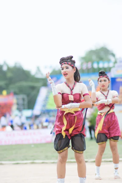 Crianças durante desfile esportivo — Fotografia de Stock