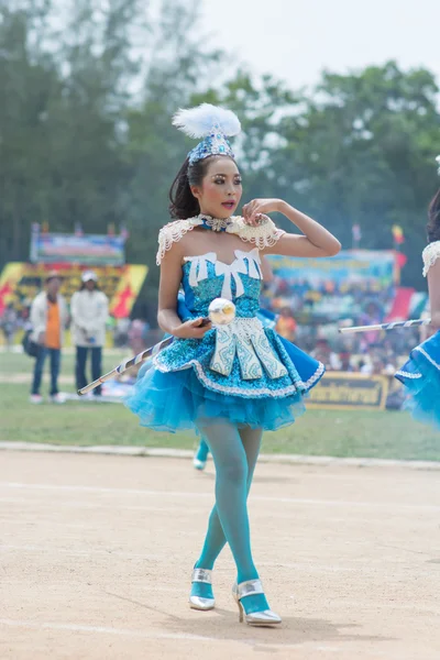 Crianças durante desfile esportivo — Fotografia de Stock