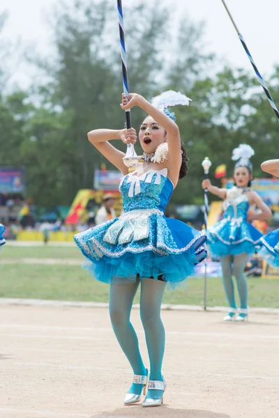 Bambini durante la sfilata sportiva — Foto Stock