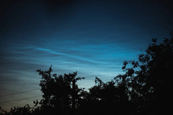 Nuvens Fluorescentes Uma Noite Verão Uma Aldeia Ucraniana — Fotografia de Stock