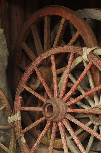 ᐈ Rueda de la carreta imágenes de stock, fotos ruedas de carreta
