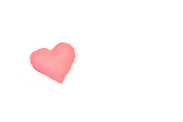 Μια Υφασμάτινη Ροζ Καρδιά Λευκό Φόντο Αντίγραφο Χώρου — Φωτογραφία Αρχείου