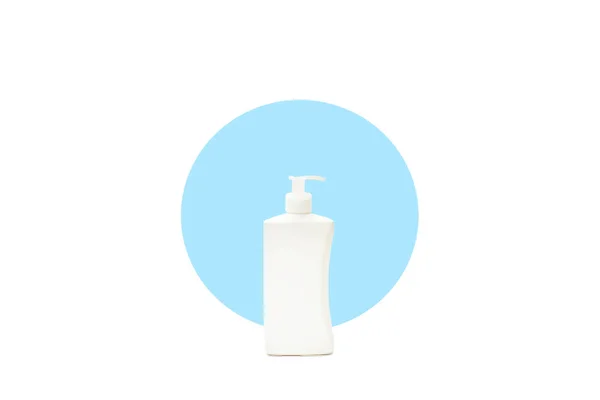 Seifengel Flasche Auf Rundem Hellblauem Hintergrund Und Auf Weißem Hintergrund — Stockfoto