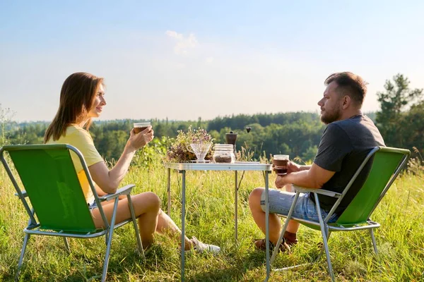 Happy middle aged couple relaxing together outdoor — Stock Photo, Image