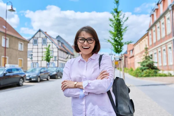 Portrait Confident Successful Mature Woman Street European City Smiling Beautiful — Stockfoto