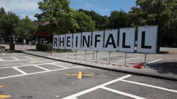 Rhine faller nära schaffhausen i Schweiz — Stockvideo