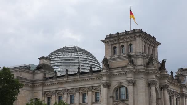 Reichstag en Berlín — Vídeos de Stock