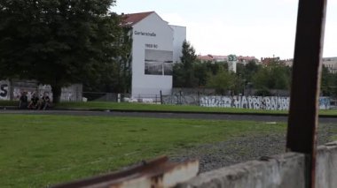 bernauer strasse Berlin Duvarı anıt