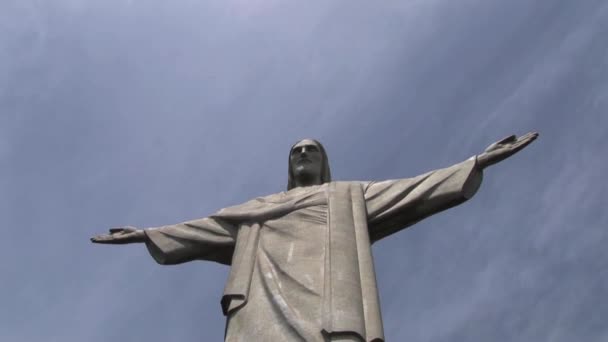 Monumento-Крісто Redentor варто в Ріо-де-Жанейро, Бразилія — стокове відео