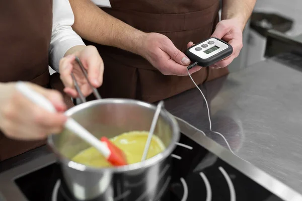 9+ Thousand Cooking Thermometer Royalty-Free Images, Stock Photos