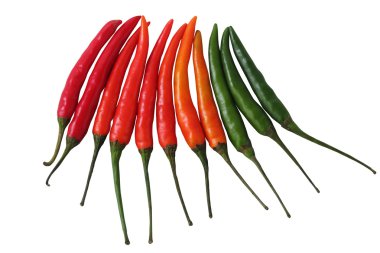 yeşil, turuncu & cayenne(red) renkli biberler üzerinde beyaz izole