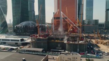 Moskova 'daki yeni gökdelen binasının işleyişi