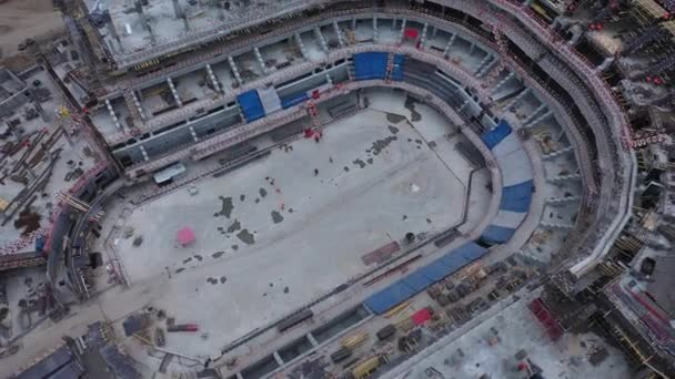 Oválná Nedokončená Budova Hokejového Stadionu Nástroji Materiály Leteckém Výhledu Staveniště — Stock video