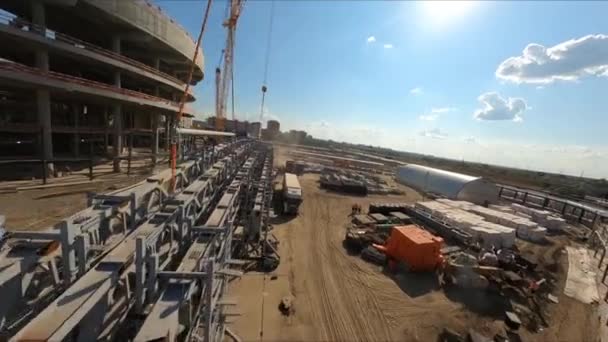 Fournitures Camions Cadres Métalliques Dans Cour Stade Sport Chantier Construction — Video