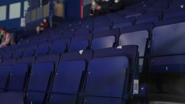 Пустые Места Зрители Смотрящие Тренировки Хоккейной Команды Стадионе Болельщики Следят — стоковое видео
