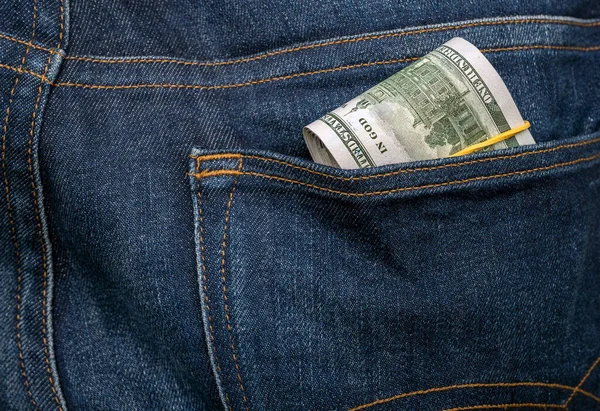 Χρήματα Στην Τσέπη Σου Χαρτονόμισμα Δολαρίου Στην Τσέπη Του Τζιν — Φωτογραφία Αρχείου
