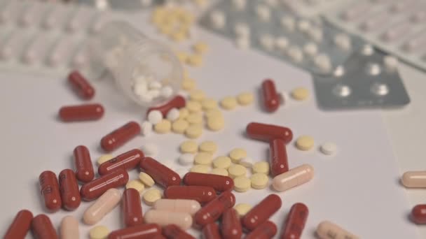 Επιλεκτική Εστίαση Καψάκια Κυψέλες Κυψέλη Φάρμακα Δισκία Και Χάπια Κλείσιμο — Αρχείο Βίντεο